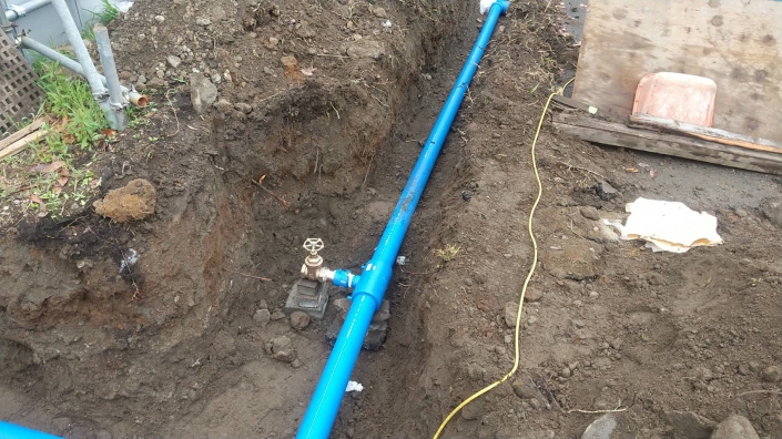 【神奈川県】湘南工科大学　給・排水配管埋設工事